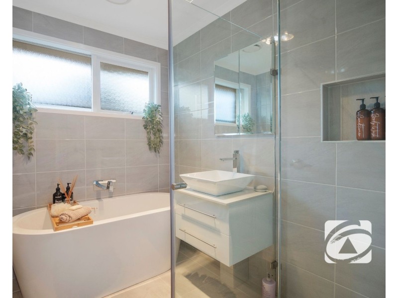 10 Coronata Court, Narre Warren VIC 3805