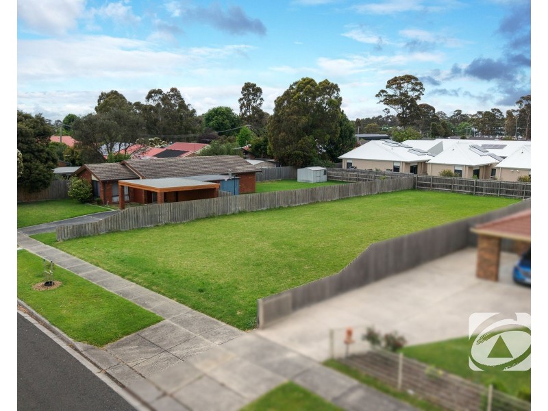 41 Howey Road, Pakenham VIC 3810