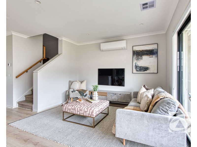 98 Centenary Boulevard, Officer South VIC 3809