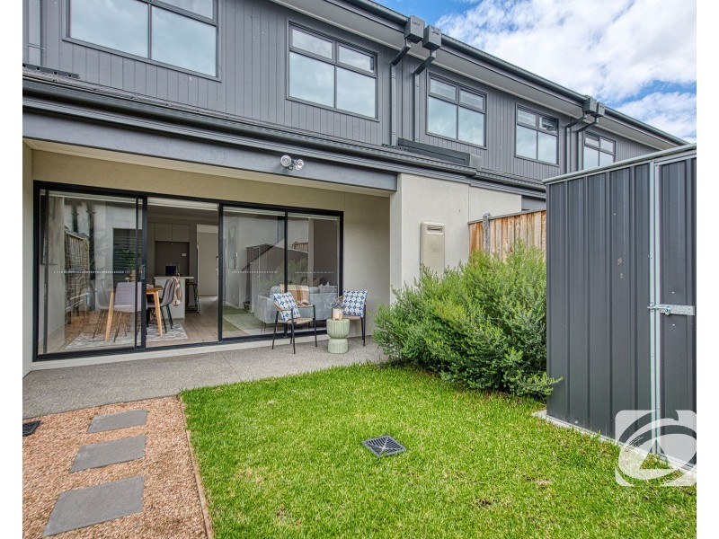 98 Centenary Boulevard, Officer South VIC 3809