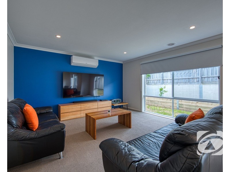 66 Coach Circuit, Pakenham VIC 3810