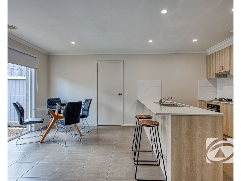 66 Coach Circuit, Pakenham VIC 3810
