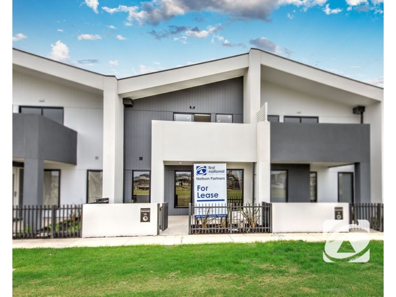 18 Anakin Walk, Officer VIC 3809