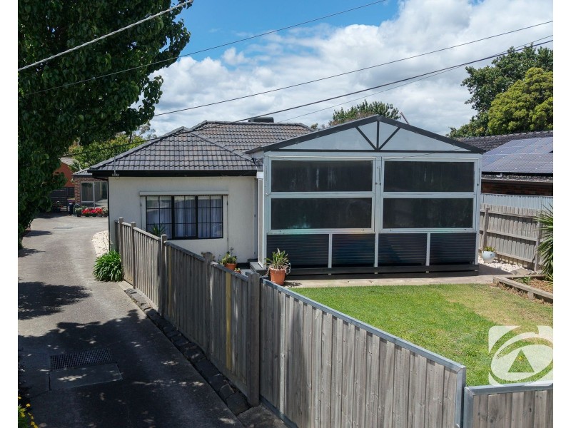 30 Circle Drive North, Cranbourne VIC 3977