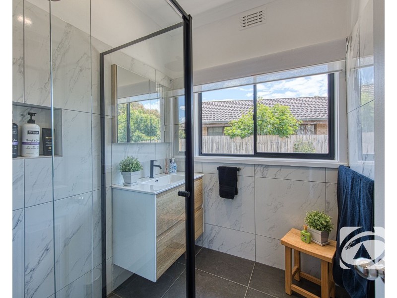 30 Circle Drive North, Cranbourne VIC 3977