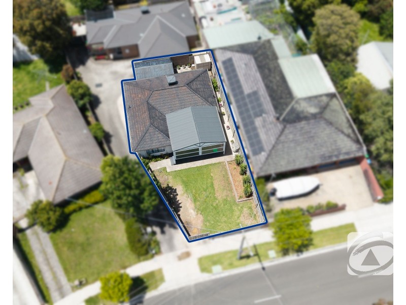 30 Circle Drive North, Cranbourne VIC 3977