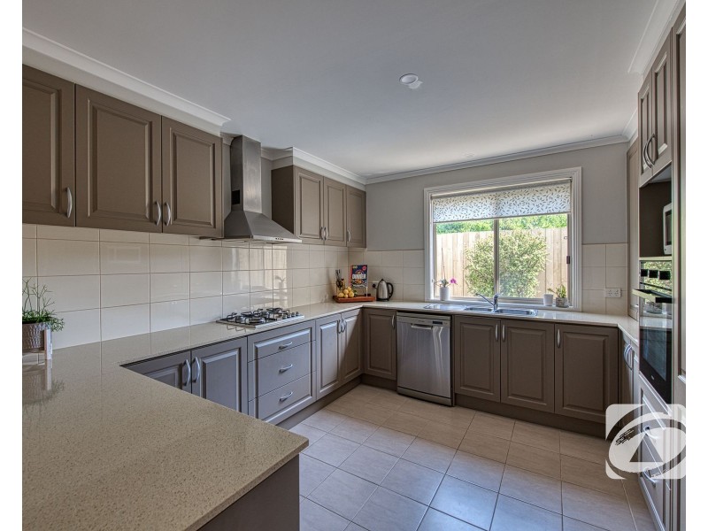 4/4 Anderson Street, Pakenham VIC 3810