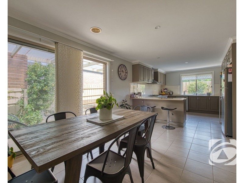 4/4 Anderson Street, Pakenham VIC 3810