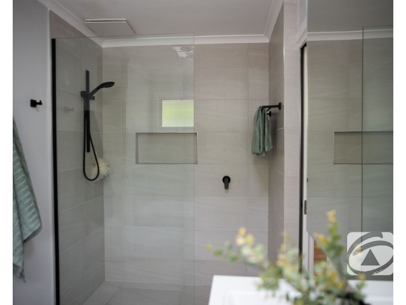 1 Matthews Court, Pakenham VIC 3810