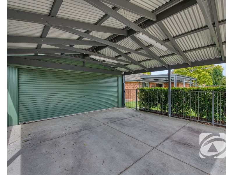 1 Matthews Court, Pakenham VIC 3810
