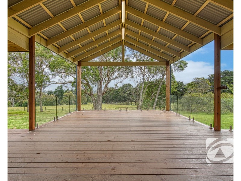 300 Brown Road, Officer VIC 3809