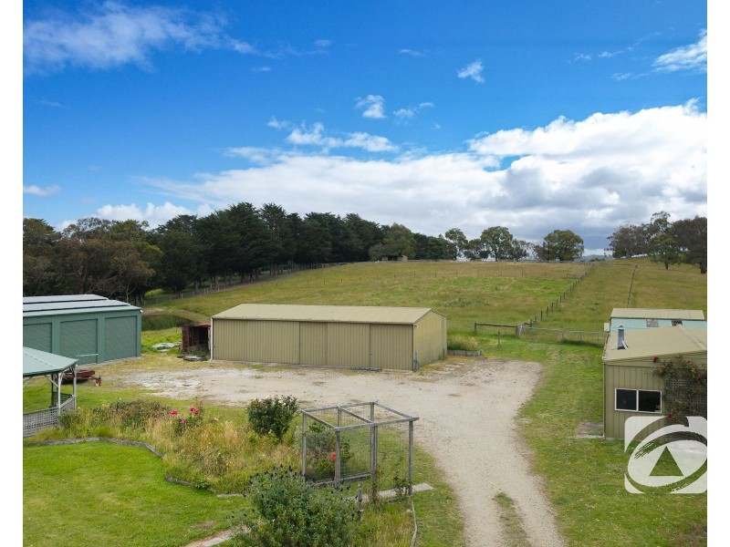 300 Brown Road, Officer VIC 3809