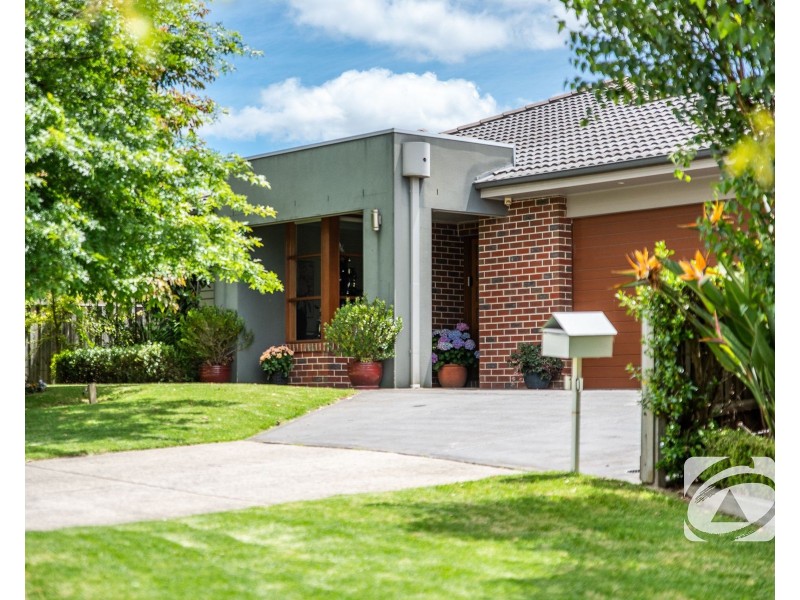 10 Marcanna Place, Beaconsfield VIC 3807