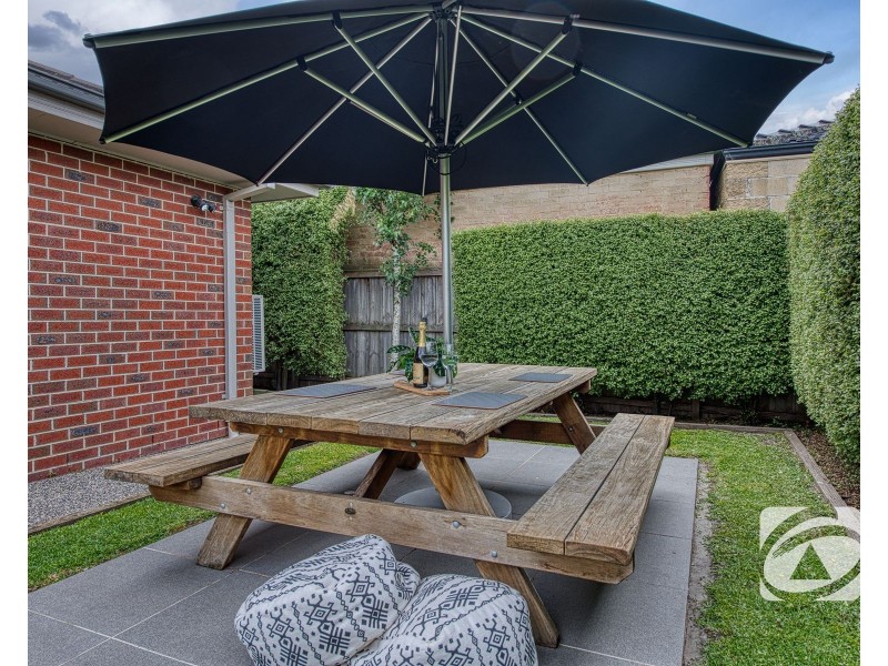 10 Marcanna Place, Beaconsfield VIC 3807