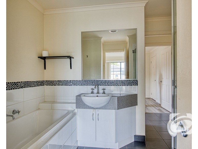 12/7 Syme Road, Pakenham VIC 3810