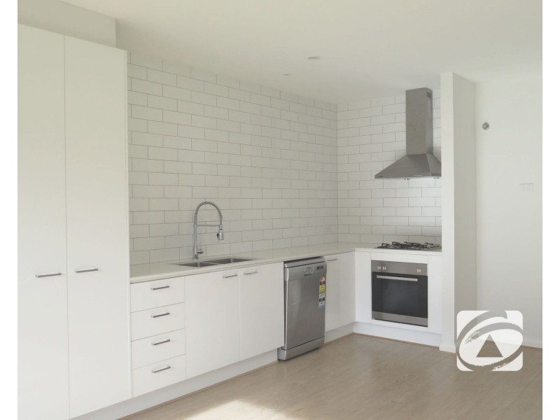 7 Eliot Avenue, Officer VIC 3809