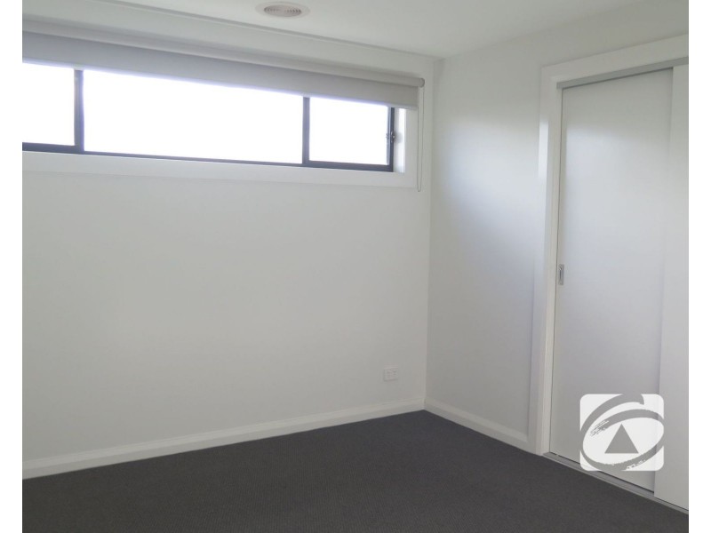 7 Eliot Avenue, Officer VIC 3809