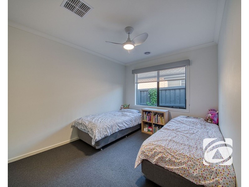 5 Petworth Rise, Officer VIC 3809