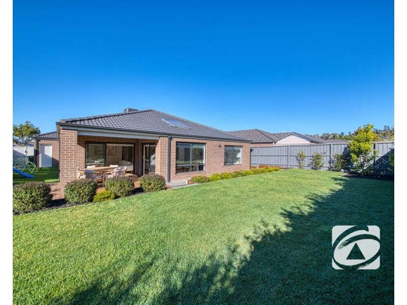 5 Petworth Rise, Officer VIC 3809