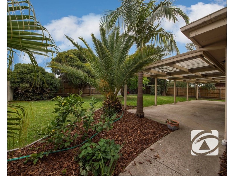 1 Dunbarton Drive, Pakenham VIC 3810