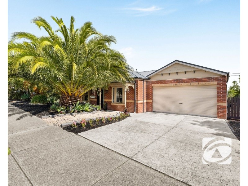 34 Windermere Boulevard, Pakenham VIC 3810
