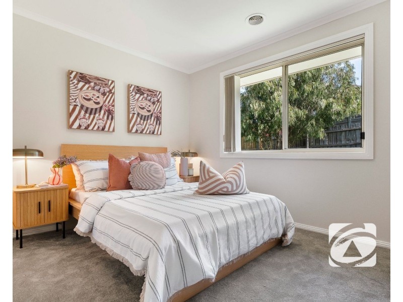 12 Pownceby Court, Pakenham VIC 3810