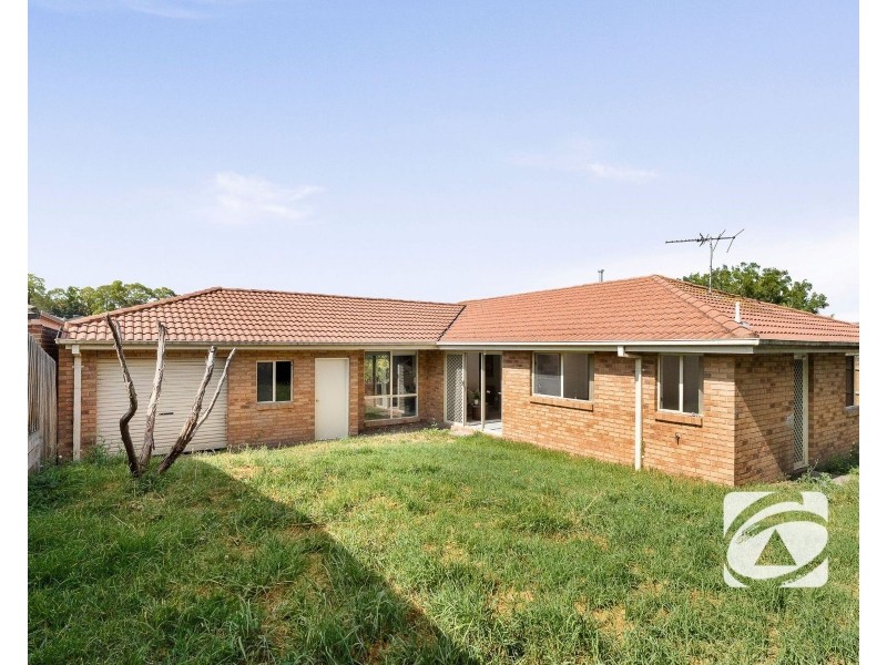 12 Pownceby Court, Pakenham VIC 3810