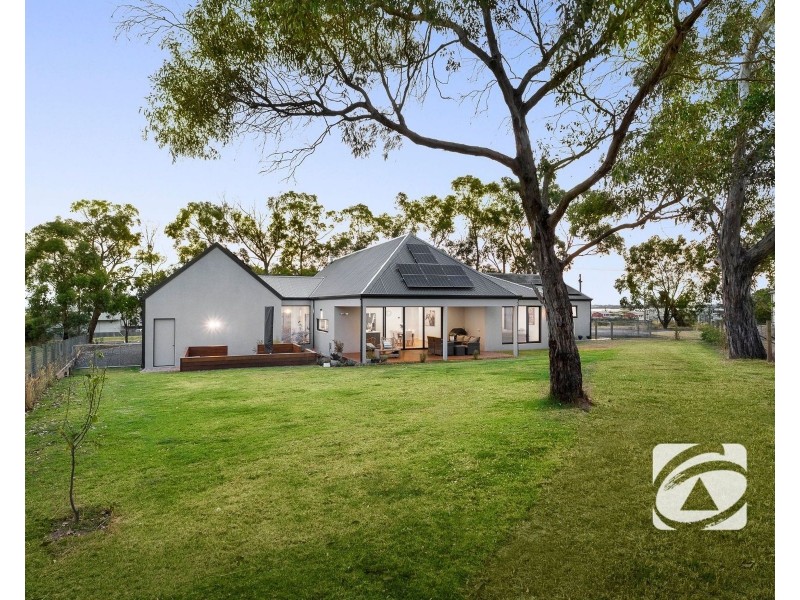 50 Tynong Road, Tynong VIC 3813