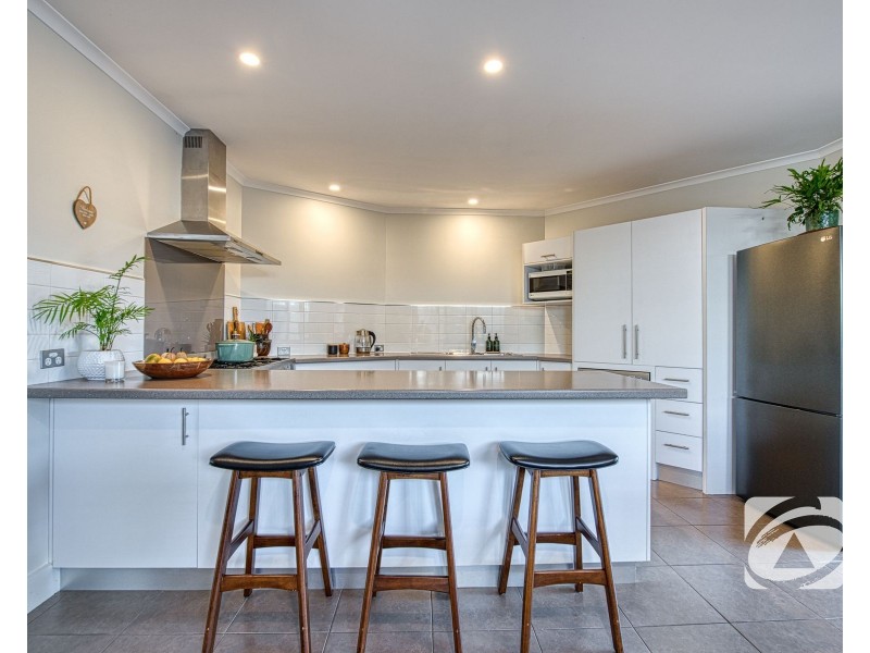 26 Leigh Drive, Pakenham VIC 3810