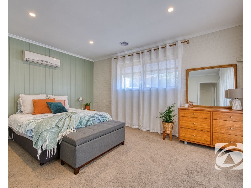 26 Leigh Drive, Pakenham VIC 3810