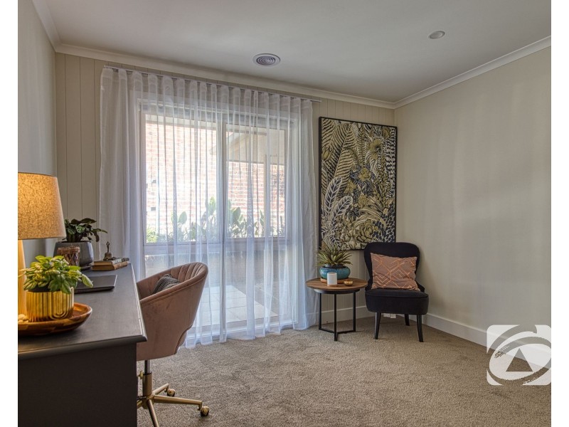 26 Leigh Drive, Pakenham VIC 3810