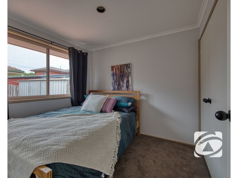 1 Sheffield Close, Pakenham VIC 3810