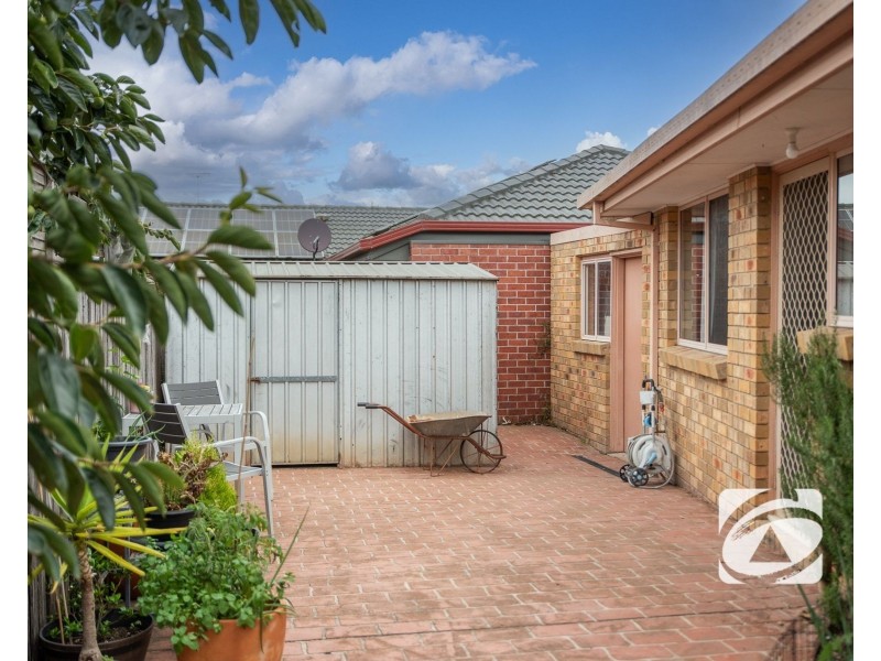 1 Sheffield Close, Pakenham VIC 3810