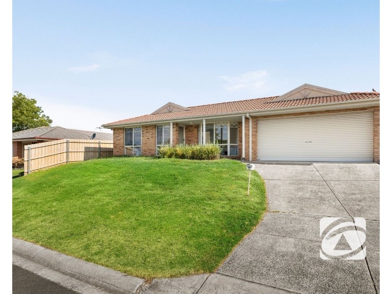 12 Pownceby Court, Pakenham VIC 3810
