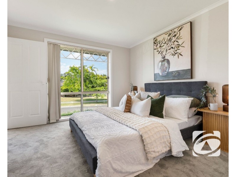 12 Pownceby Court, Pakenham VIC 3810