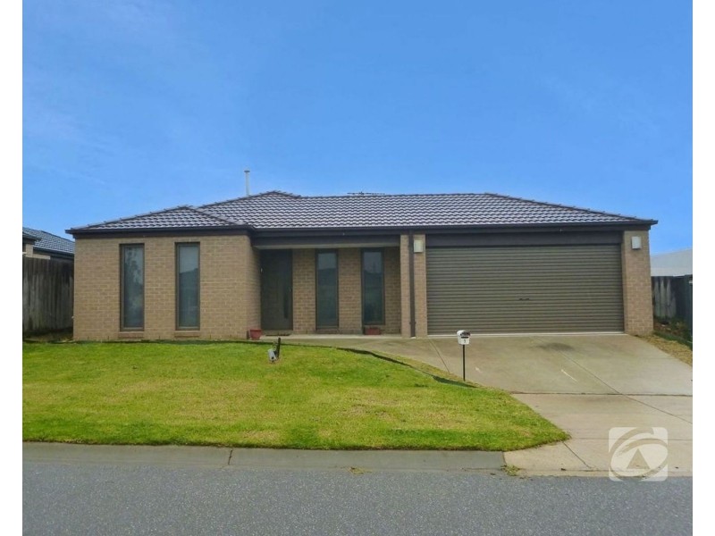 1 Doonie Way, Pakenham VIC 3810