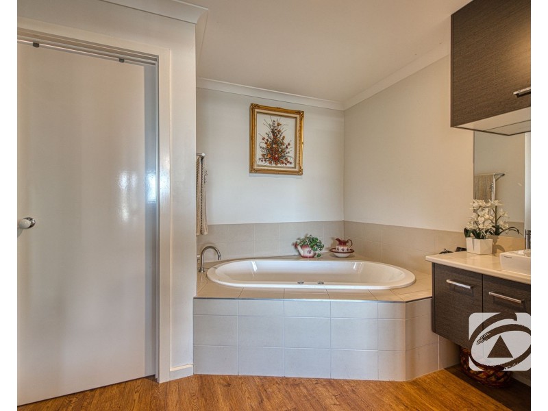 32 Milla Way, Koo Wee Rup VIC 3981