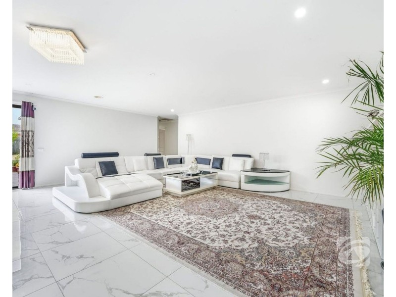 110 Webster Way, Pakenham VIC 3810