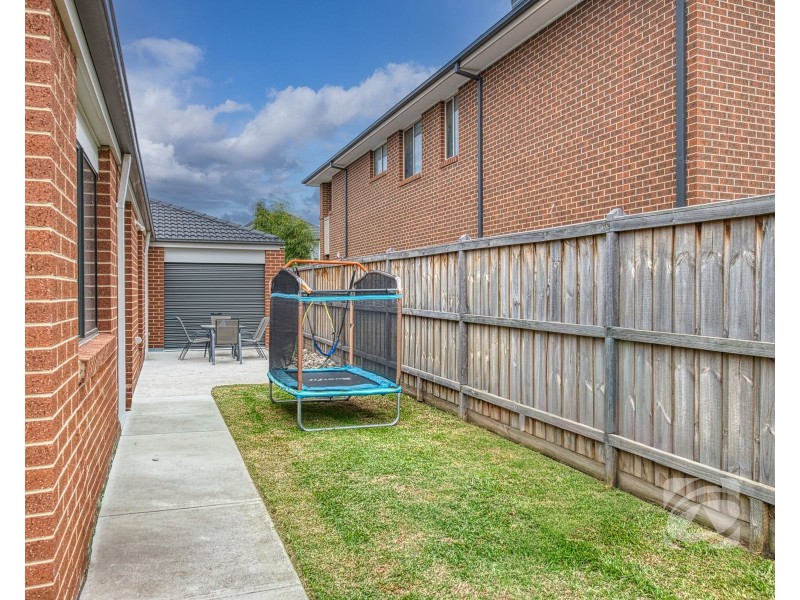 31 Koba Way, Officer VIC 3809