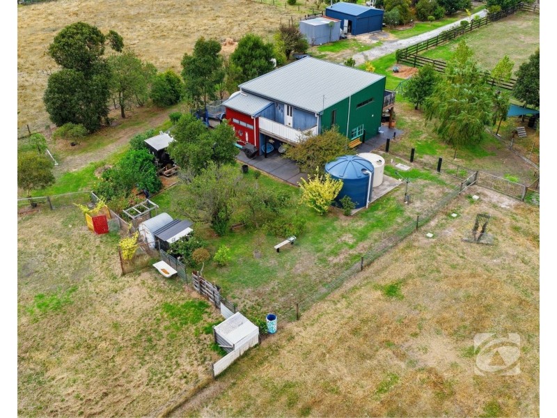 16 Forrest Drive, Nyora VIC 3987