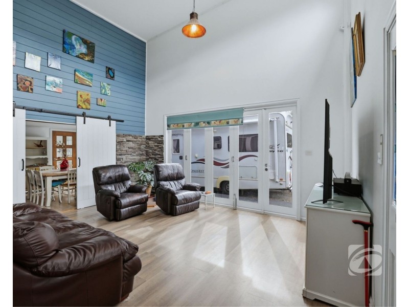 16 Forrest Drive, Nyora VIC 3987