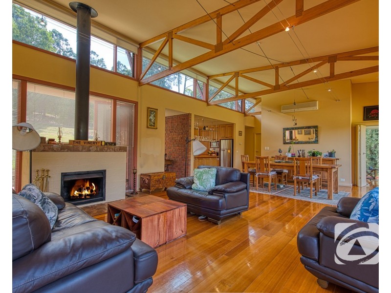 31 Lesley Close, Nyora VIC 3987