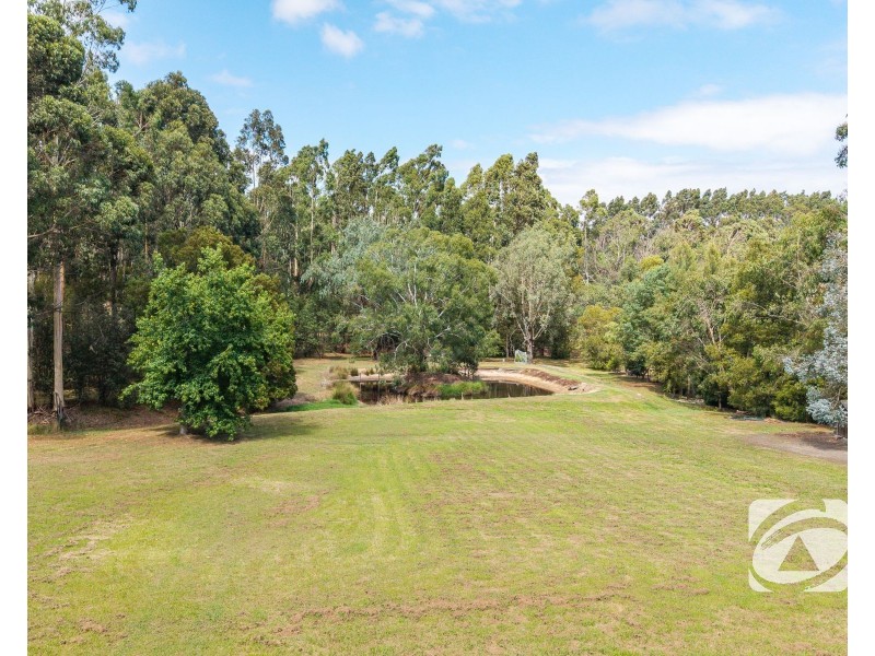 31 Lesley Close, Nyora VIC 3987