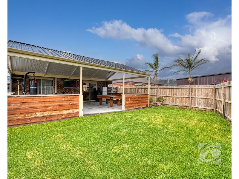 36 Bailey Boulevard, Koo Wee Rup VIC 3981