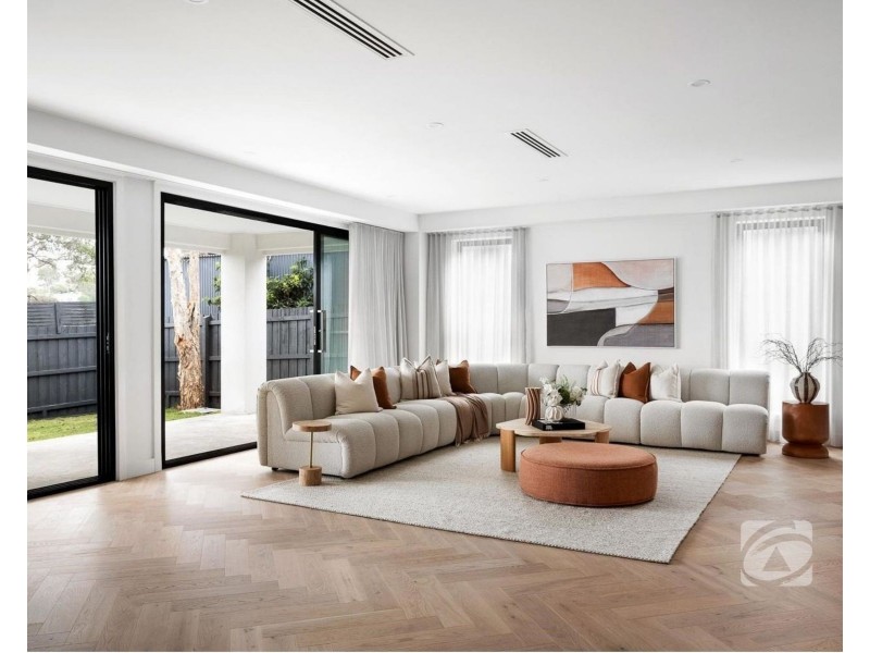 1A Beaumont Road, Berwick VIC 3806