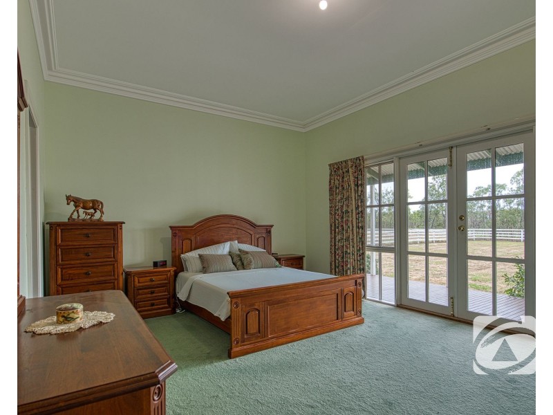 15 Walshes Road, Catani VIC 3981