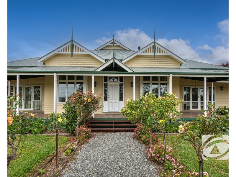 15 Walshes Road, Catani VIC 3981