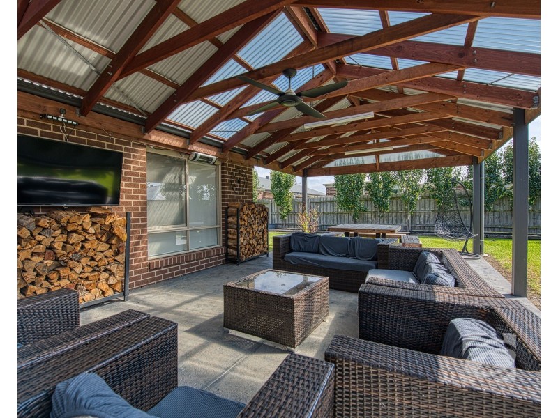 63 Denhams Road, Koo Wee Rup VIC 3981