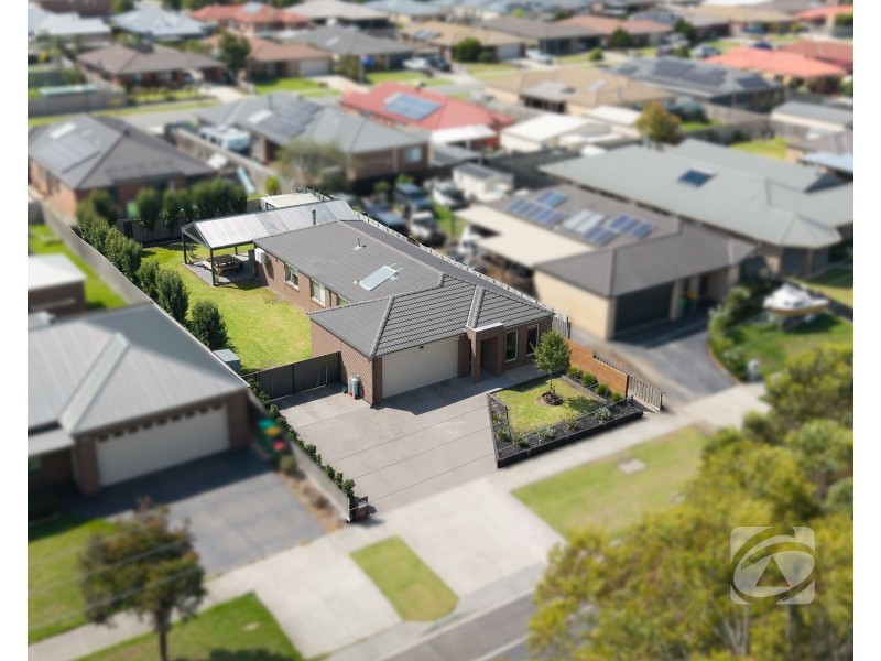 63 Denhams Road, Koo Wee Rup VIC 3981