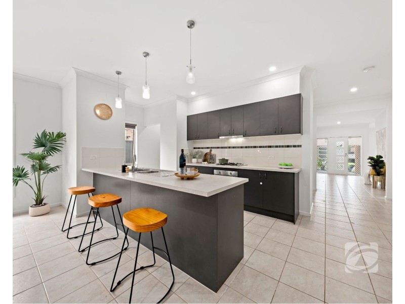 50 Sarton Link, Pakenham VIC 3810